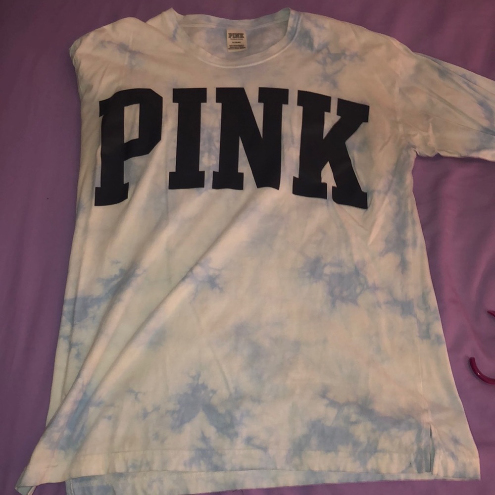 tie dye VS shirt